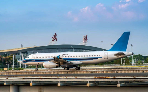 南昌空运武汉机场